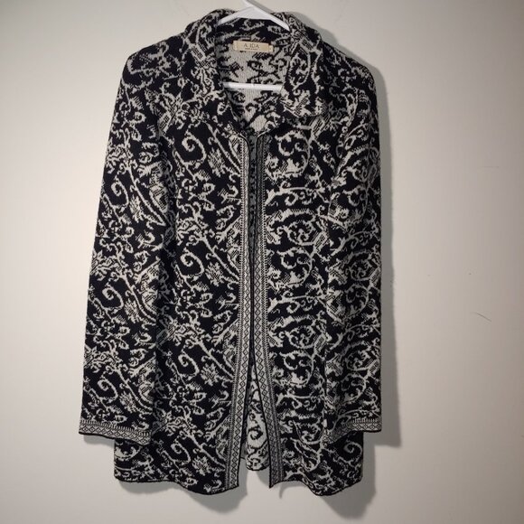 A IDA Knit Wool Blend Long Sleeves Collared Cardigan Sz S Filigree Pattern Black - Picture 1 of 7